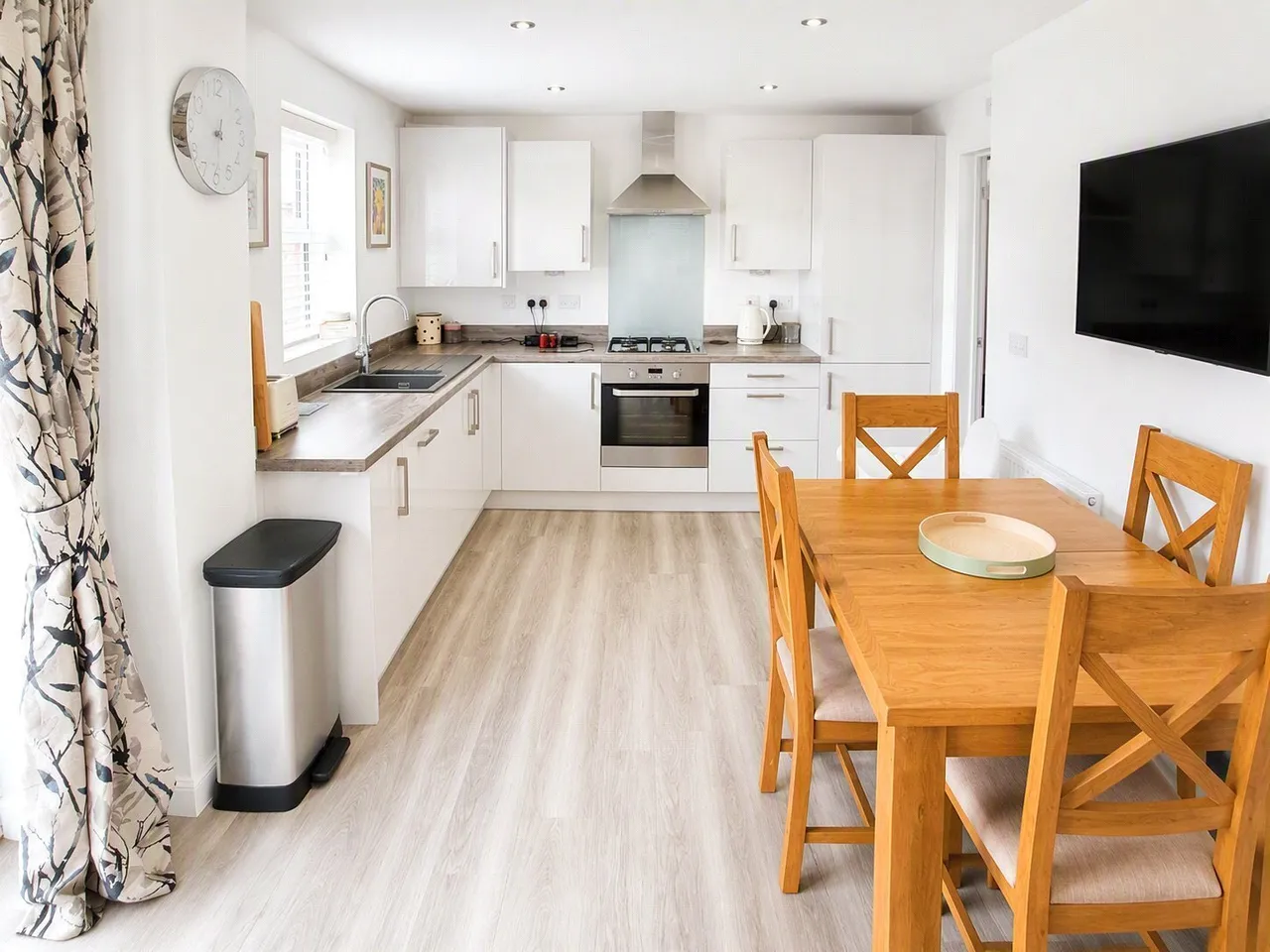 3 bed house for sale, Douglas Road, Hednesford, WS12