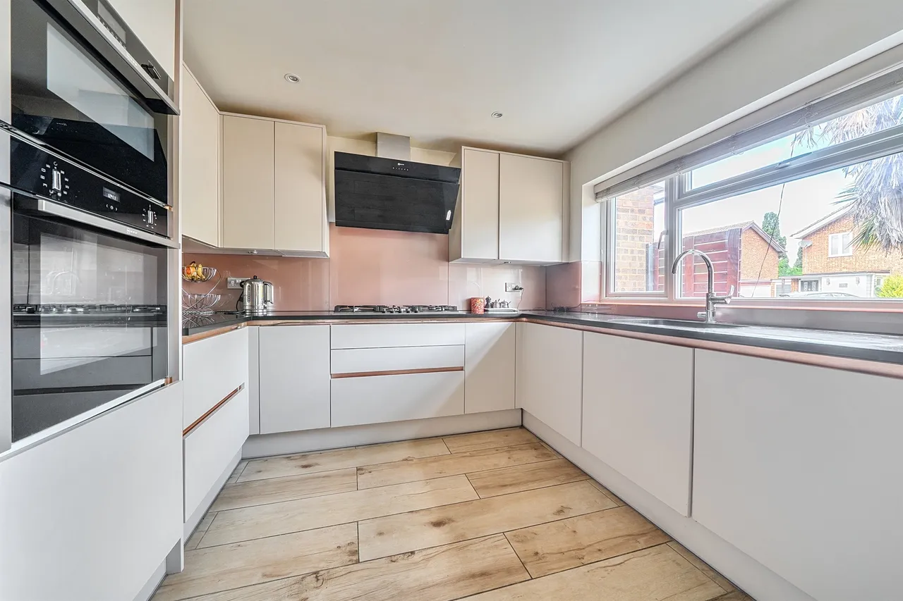 Treesmill Drive, Maidenhead, photo 2