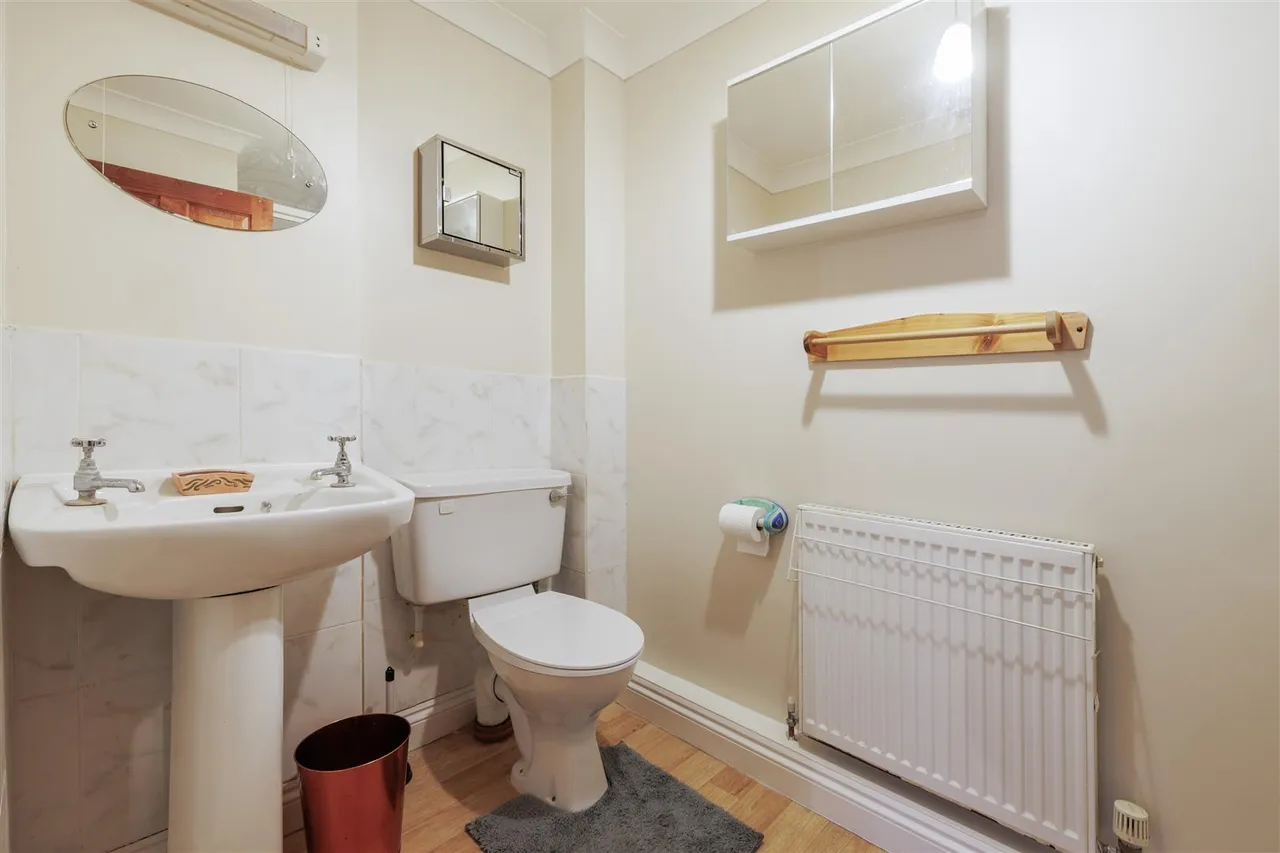 Corn Hill, Wenhaston, IP19, photo 10