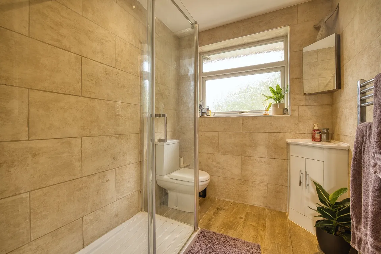 Old Hall Drive, Cliffsend, CT12, photo 17