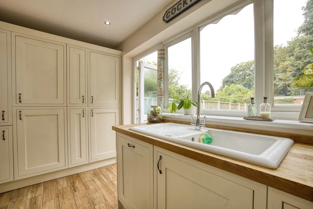 Old Hall Drive, Cliffsend, CT12, photo 10