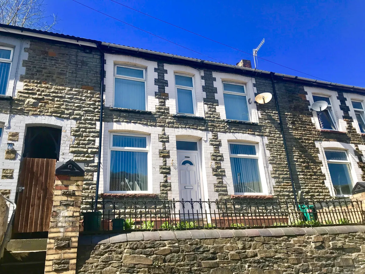 3 bed land to rent, Aberhonnda Road, Porth, CF39