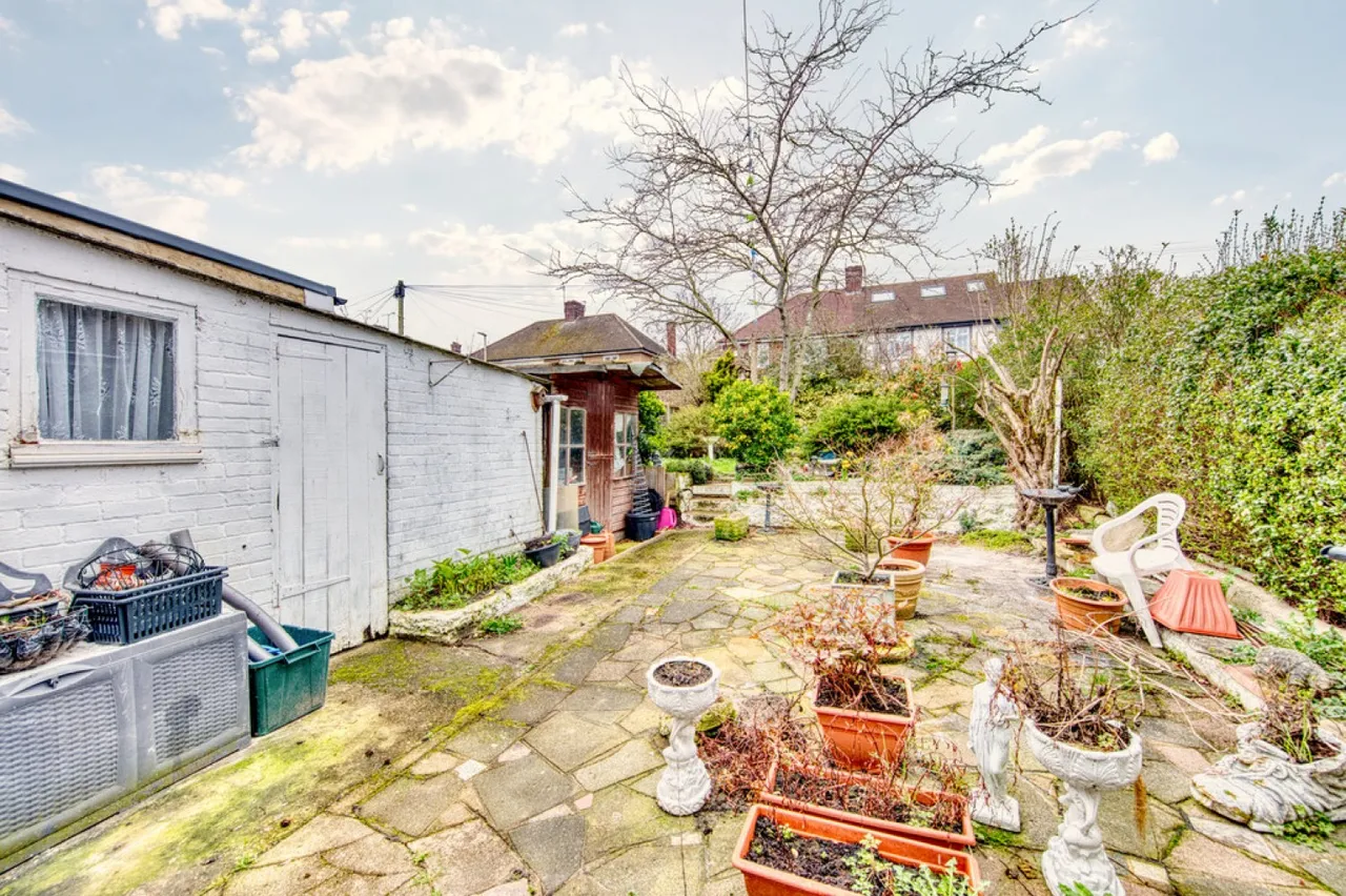 Finchingfield Avenue, Woodford, photo 3