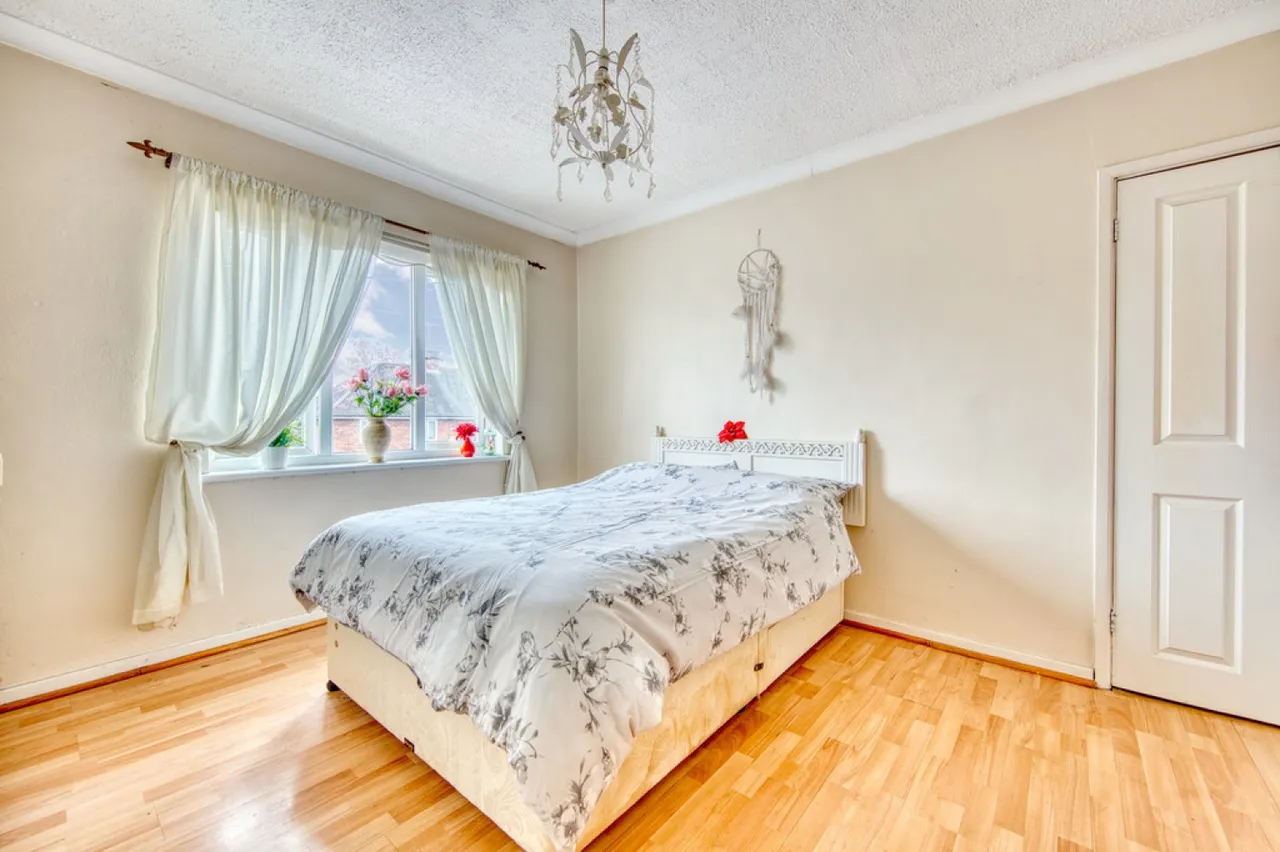 Finchingfield Avenue, Woodford, photo 11