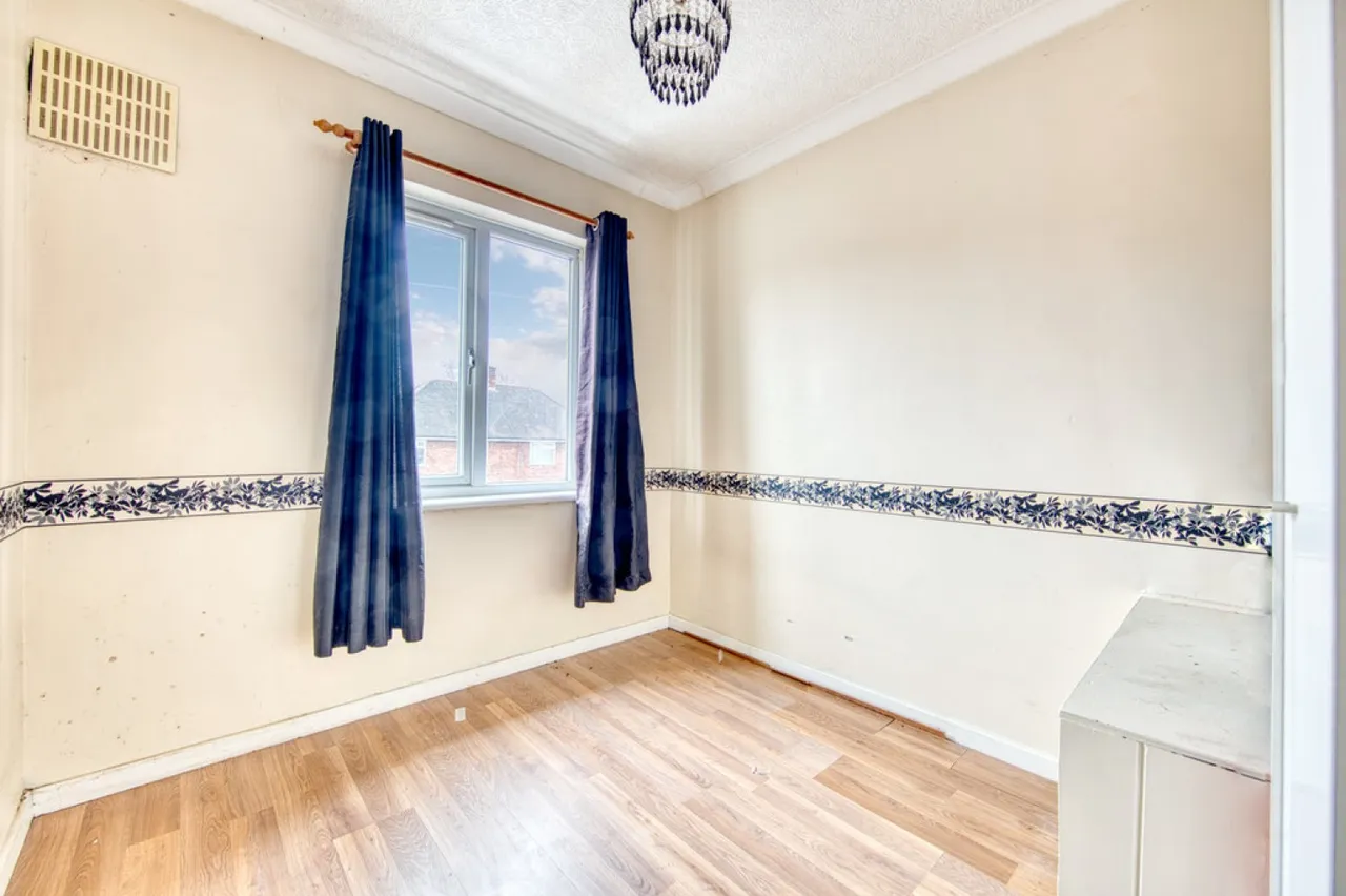 Finchingfield Avenue, Woodford, photo 6