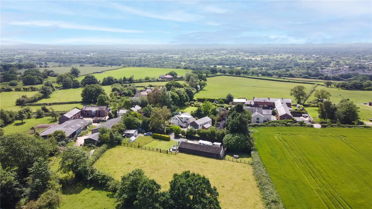 Helsby Road, Alvanley, Frodsham, Cheshire, WA6 9BP, photo 36