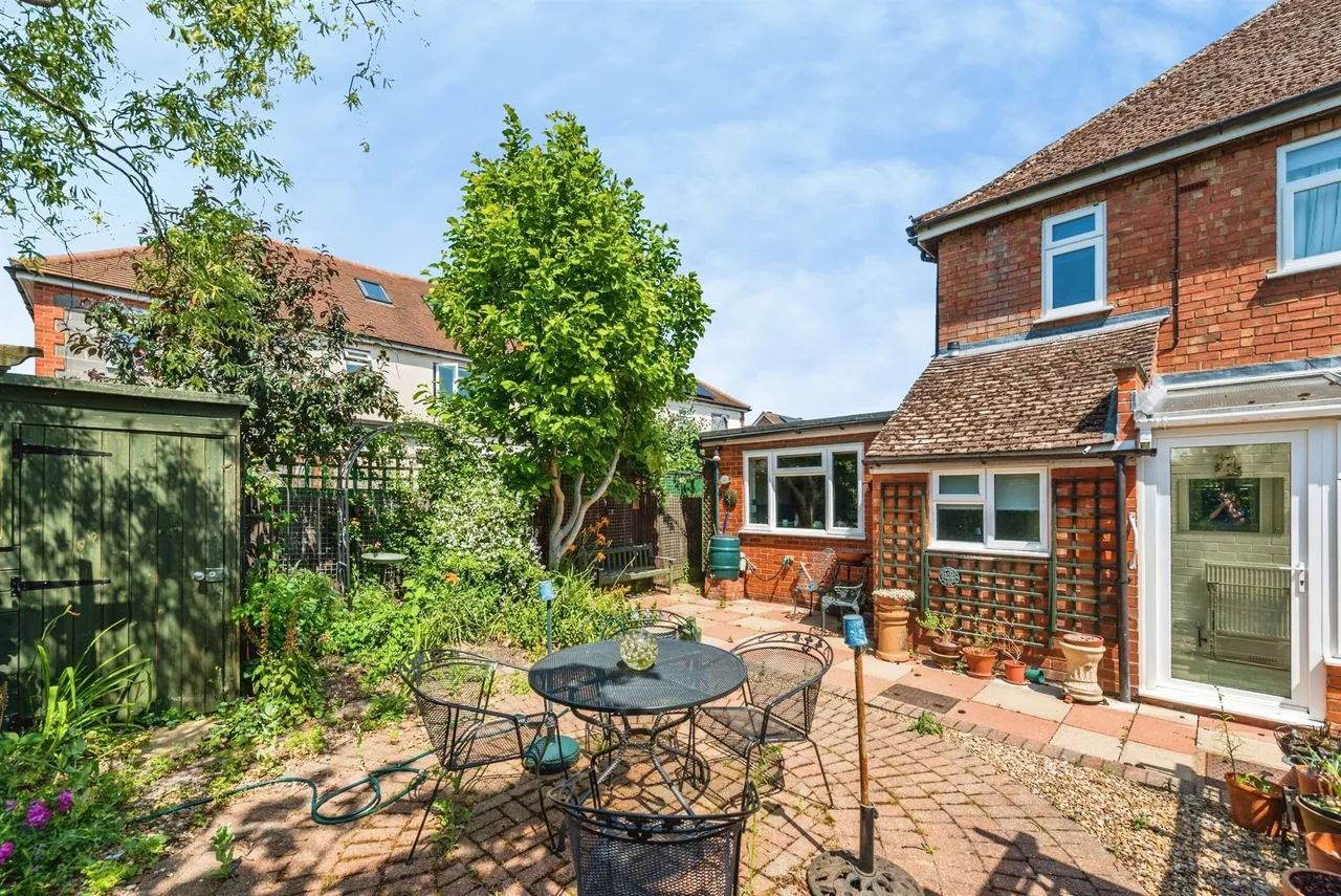 Abbots Mead, Cholsey, OX10, photo 12
