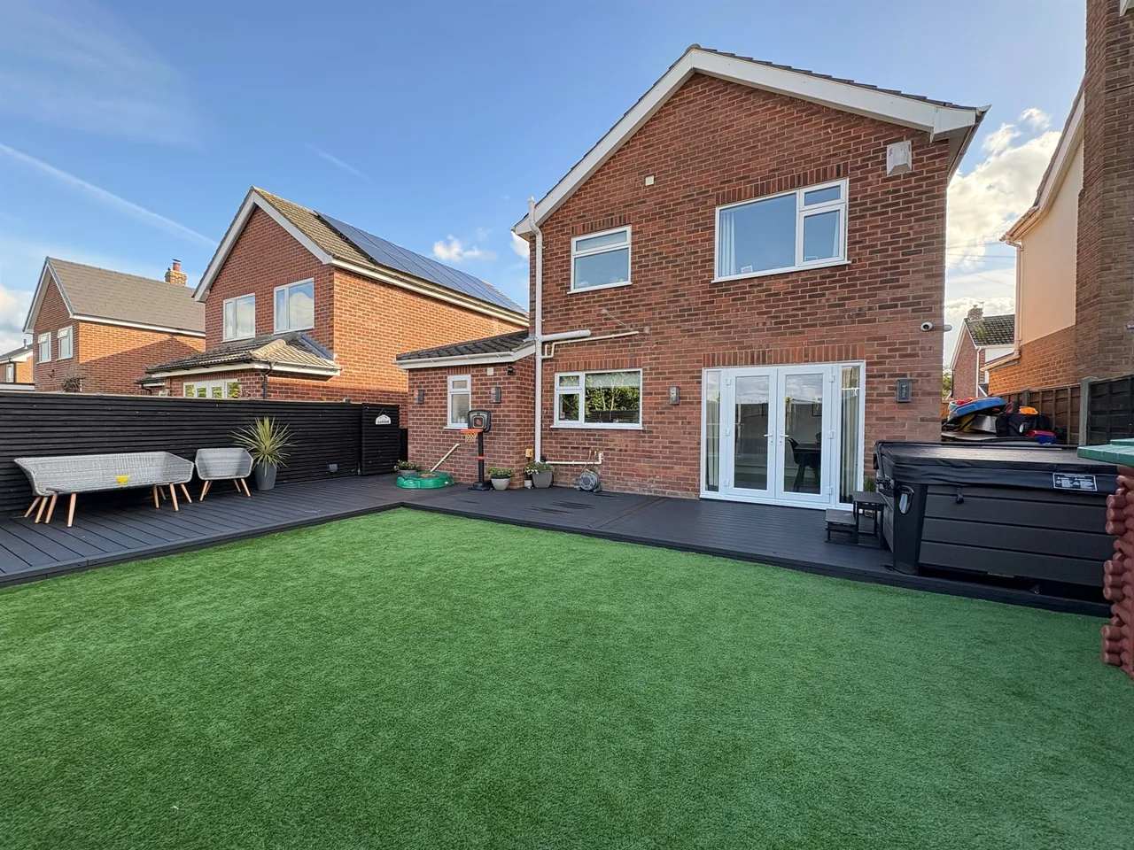 Fairways, Frodsham, WA6, photo 12