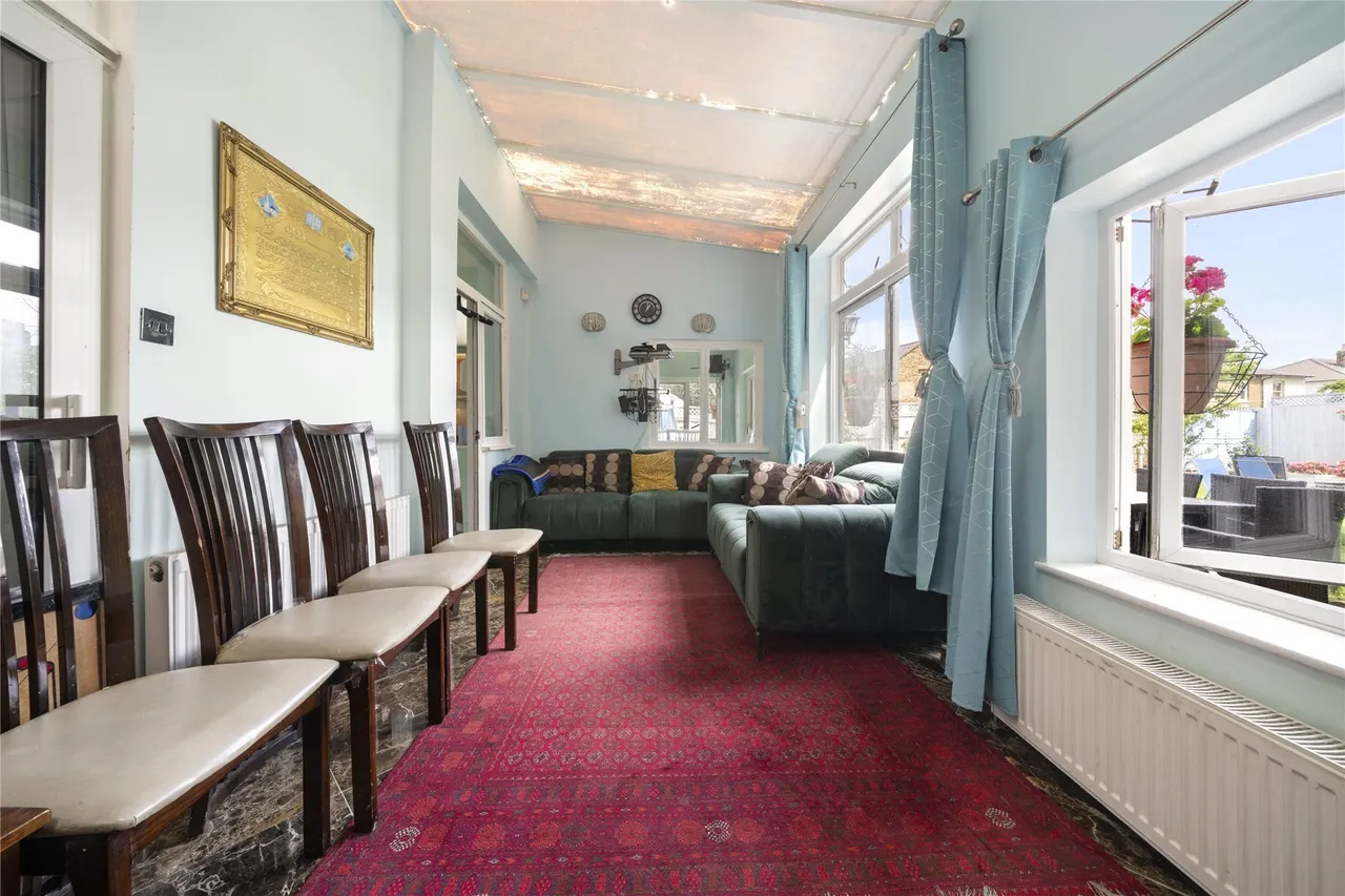 Portsmouth Road, Surbiton, KT6, photo 8