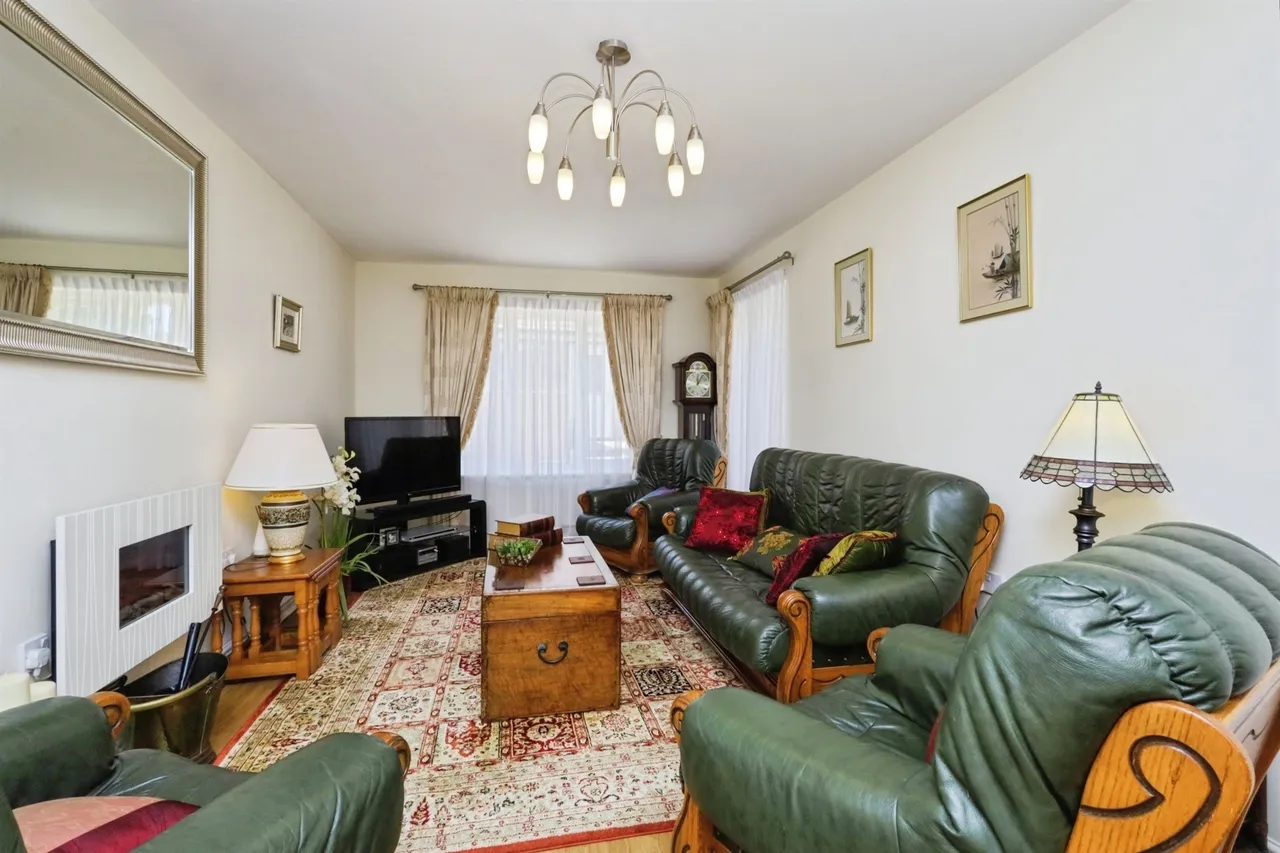 Buckle Gardens, Hellingly, BN27, photo 5
