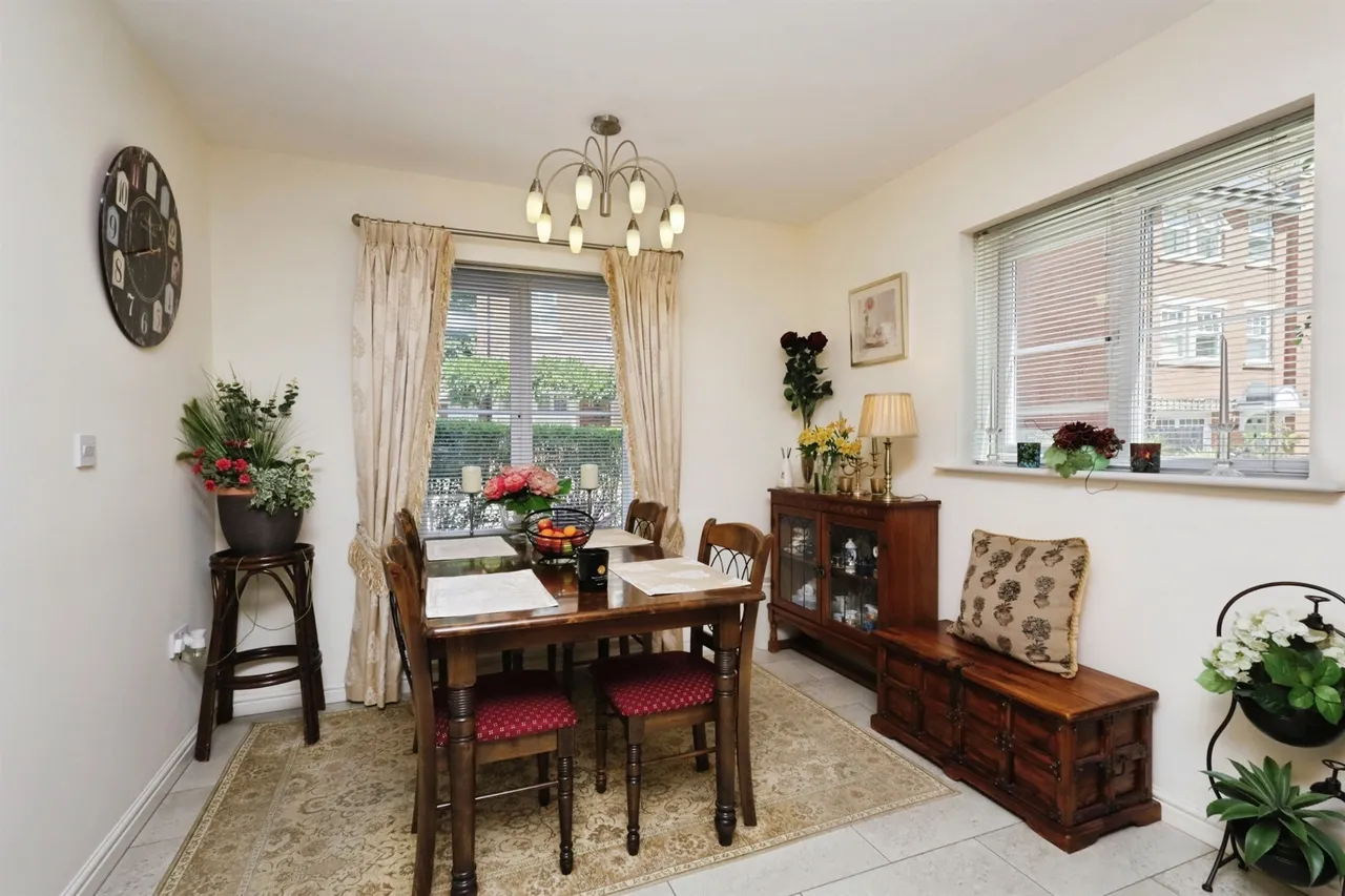 Buckle Gardens, Hellingly, BN27, photo 7