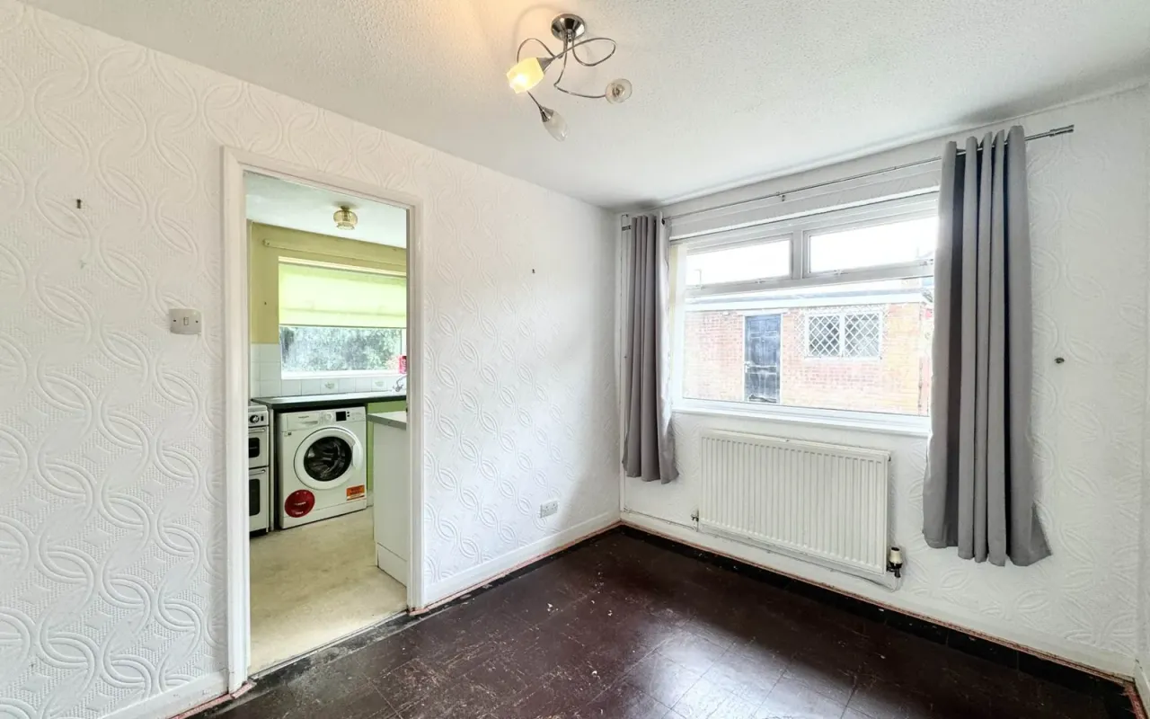 Hoylake Grove, Clock Face, photo 7