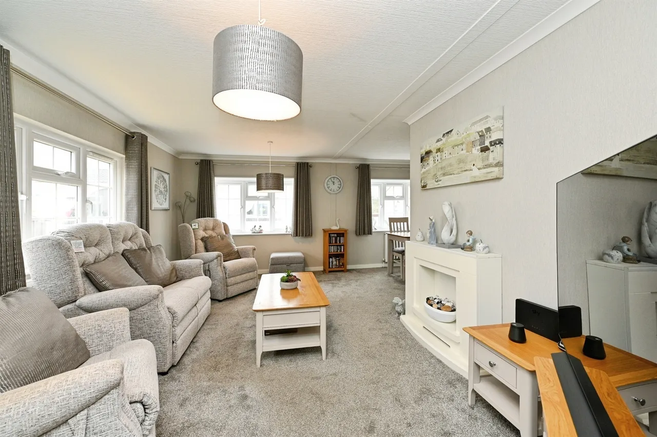 Main Road, West Winch, PE33, photo 4