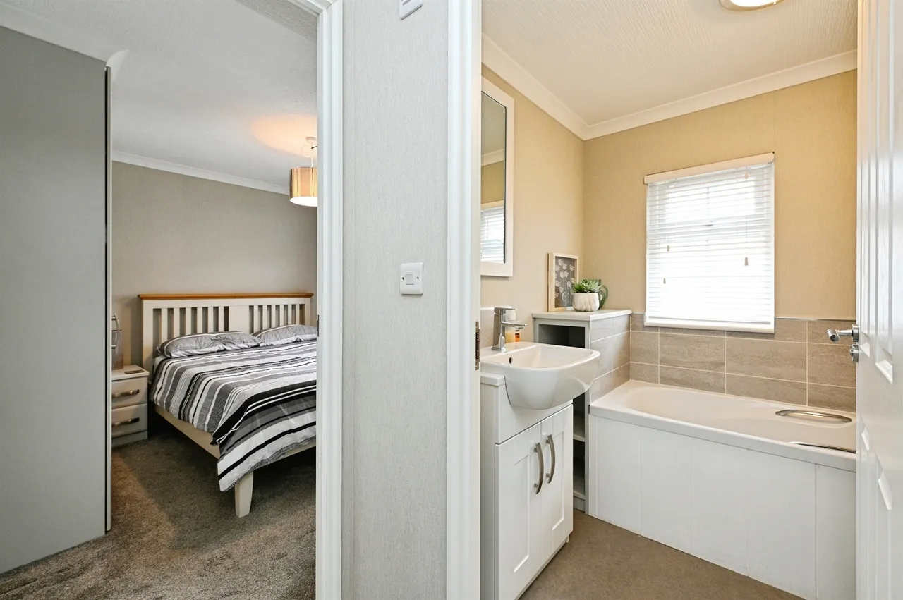 Main Road, West Winch, PE33, photo 12