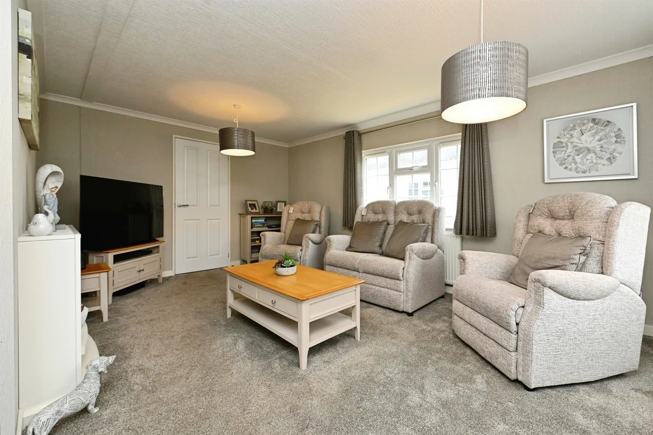Main Road, West Winch, PE33, photo 5