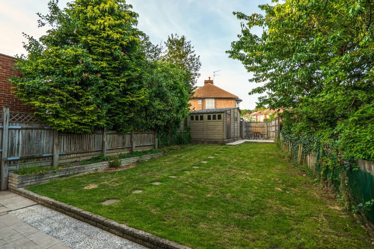 Hampden Way, London, N14, photo 3
