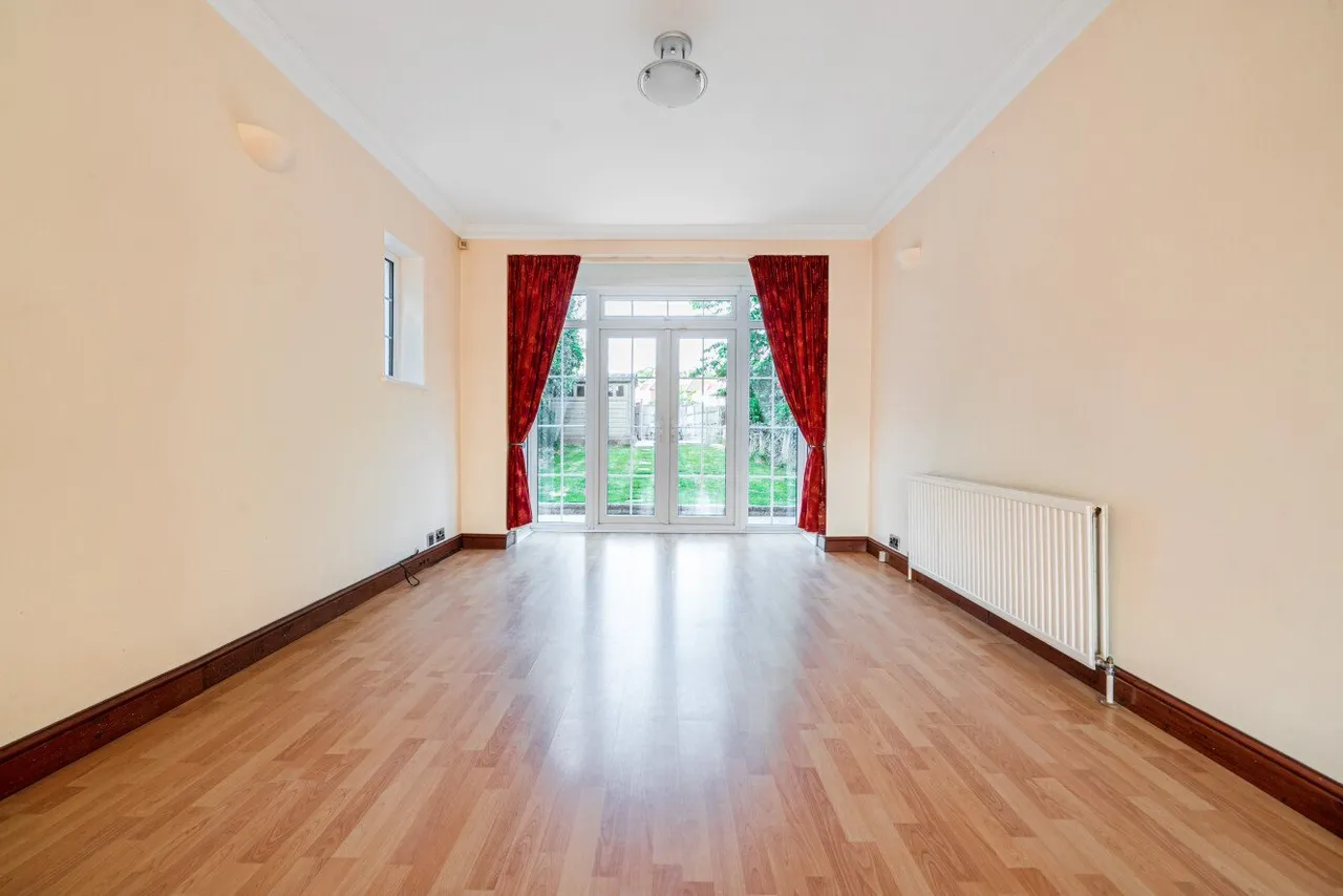 Hampden Way, London, N14, photo 13