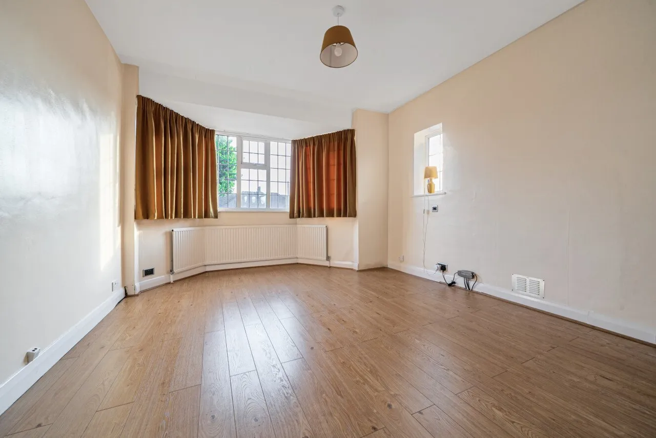 Hampden Way, London, N14, photo 16