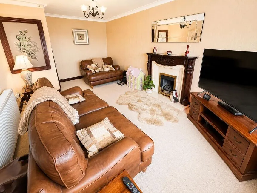 Fernhill Close, Bacup, Lancashire, OL13, photo 4