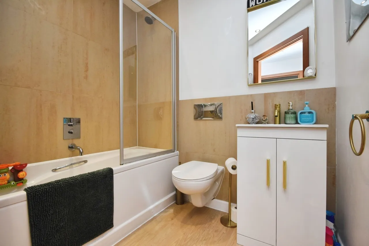 Kenway, Southend-on-Sea, Essex, SS2, photo 17