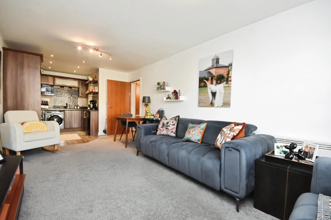 2 bed flat for sale — Kenway, Southend-on-Sea, Essex, SS2