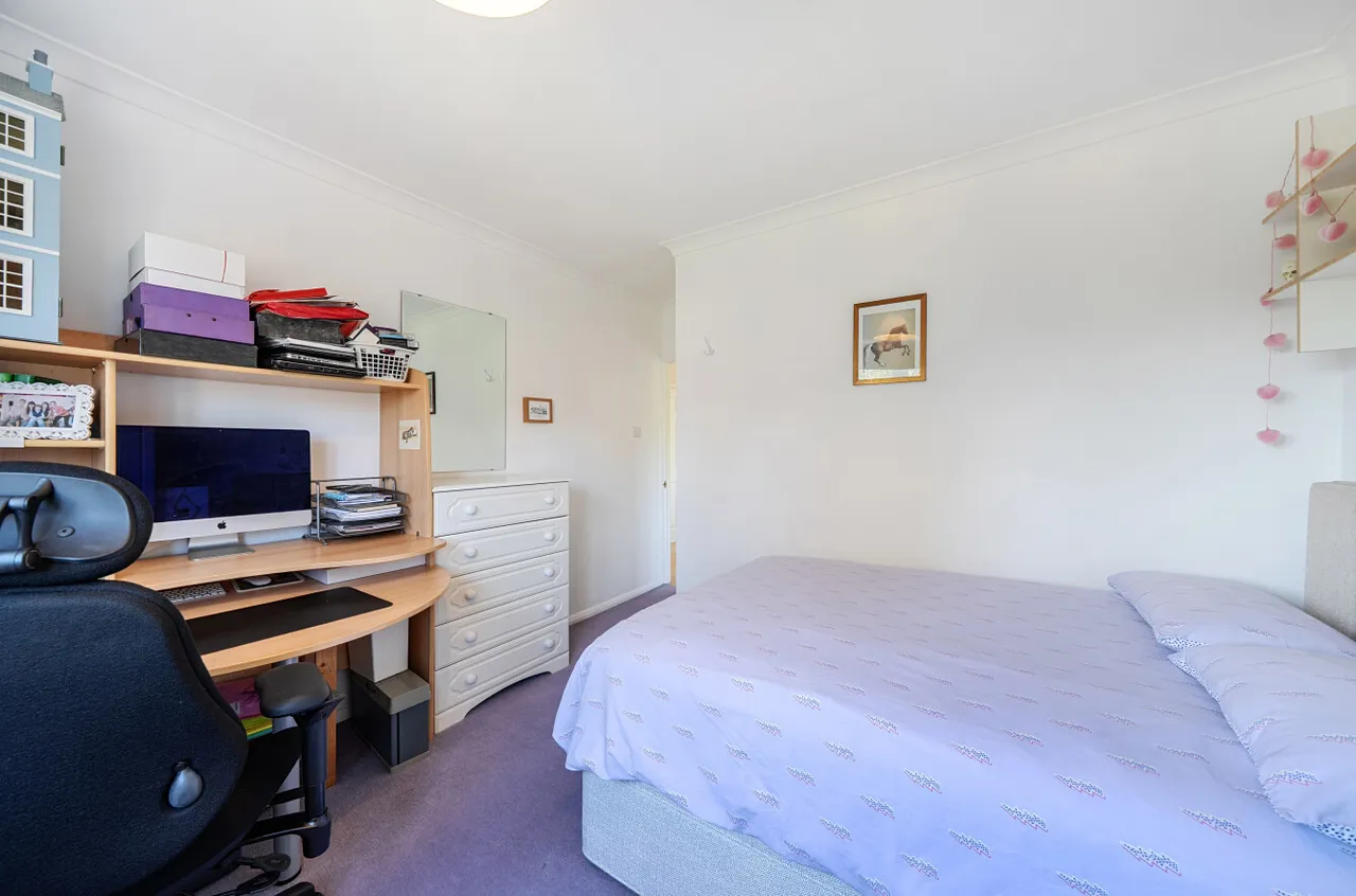 Birch Tree View, Lightwater, Surrey, GU18 5TZ, photo 14