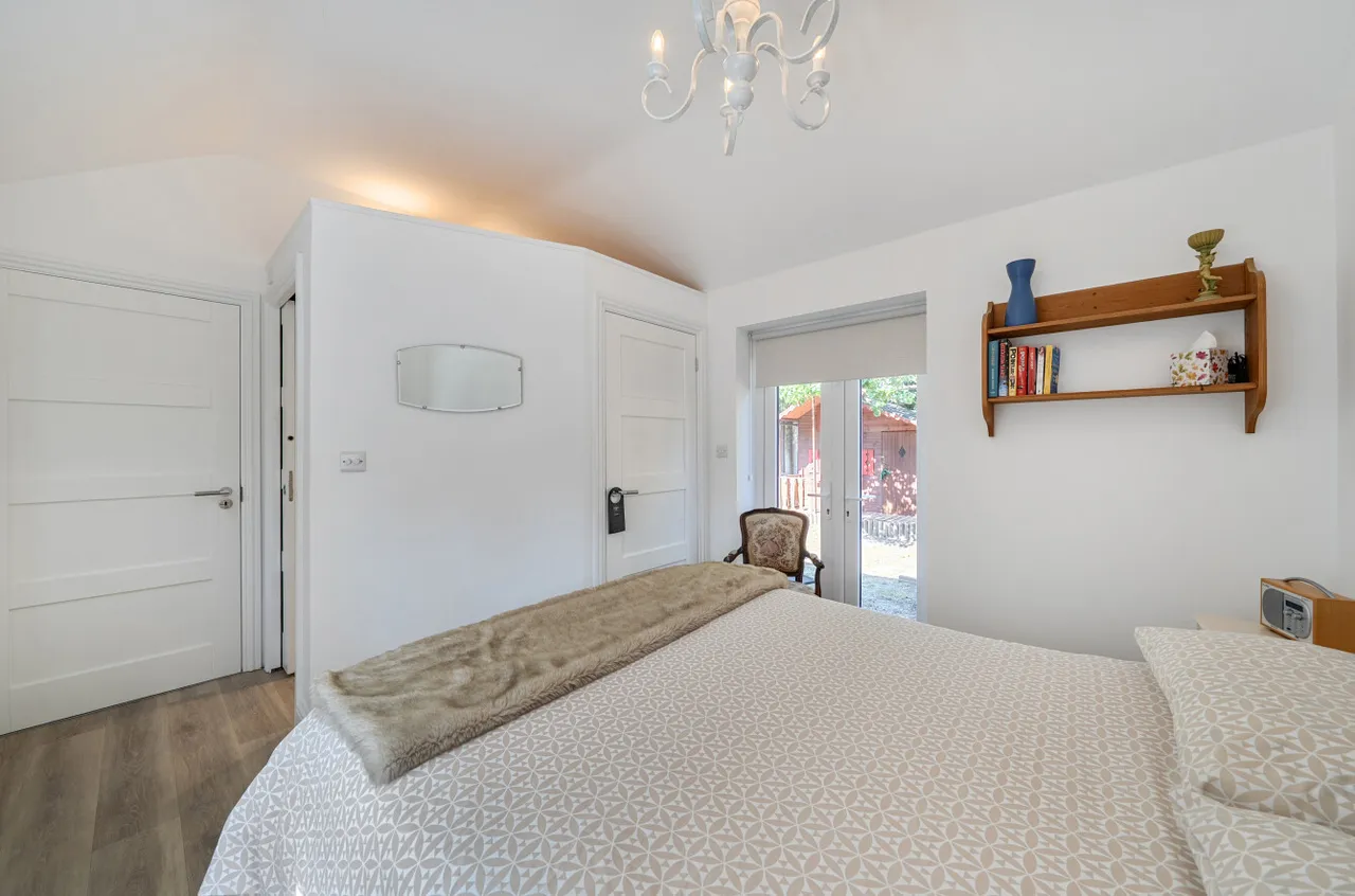 Birch Tree View, Lightwater, Surrey, GU18 5TZ, photo 7