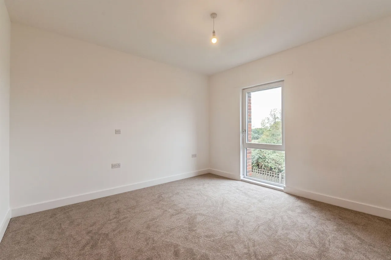 Northview Avenue, Tilbury, photo 9