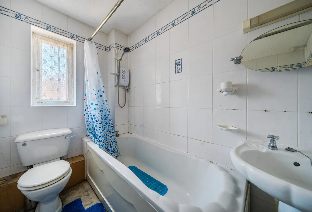 Troon Drive, Gloucestershire, Warmley, BS30 8GR, photo 13