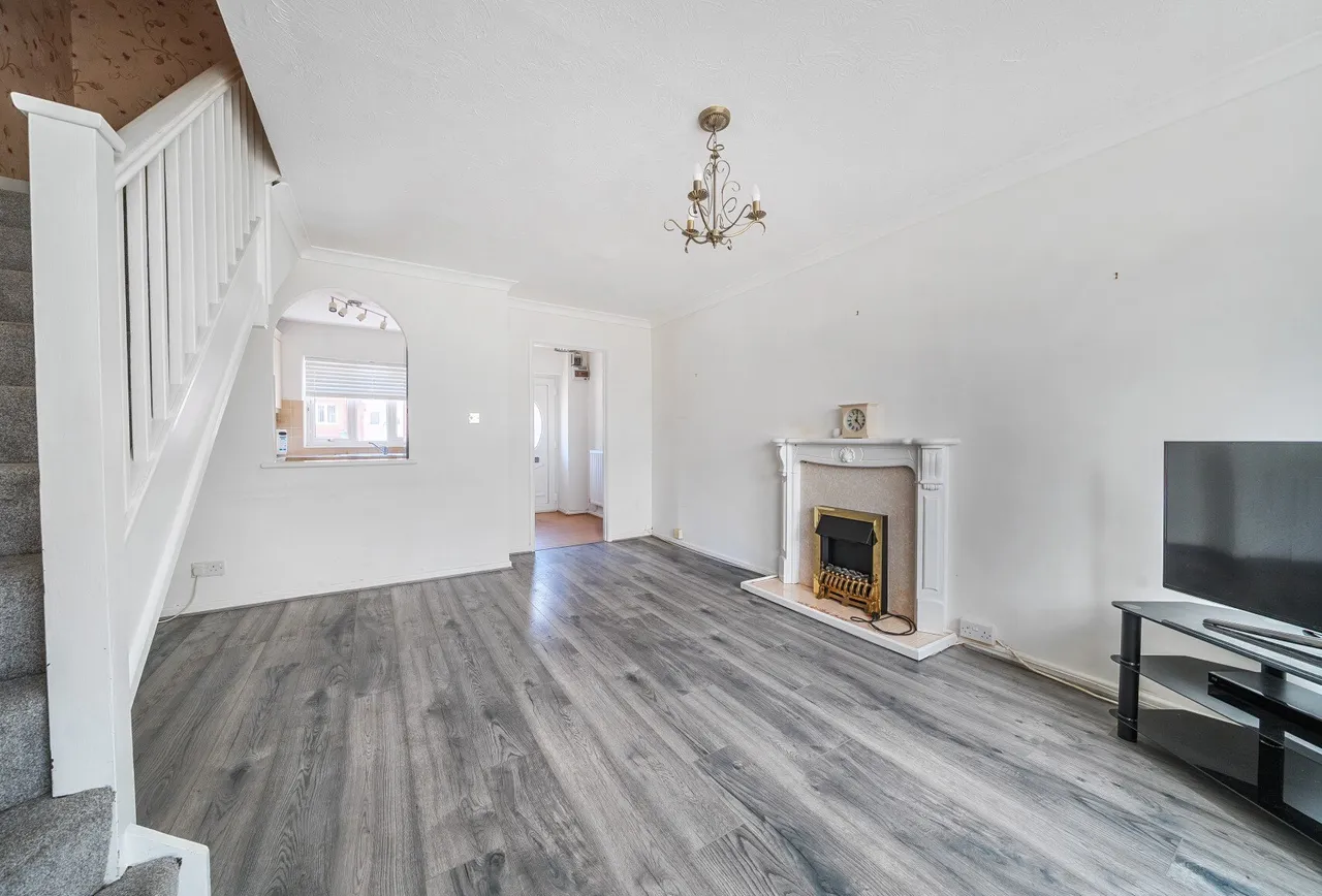 Troon Drive, Gloucestershire, Warmley, BS30 8GR, photo 4