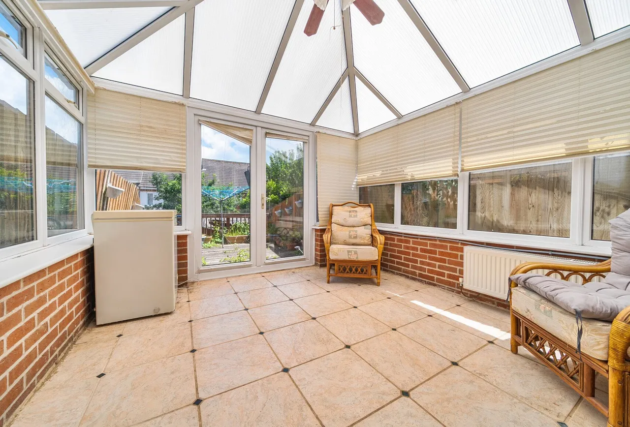 Troon Drive, Gloucestershire, Warmley, BS30 8GR, photo 9