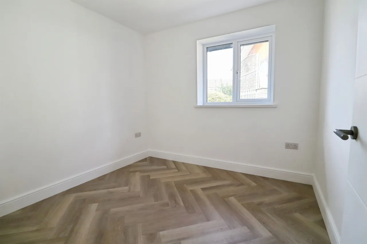 St. Brannocks Close, Barry, CF62, photo 19