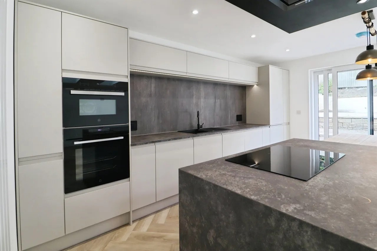 St. Brannocks Close, Barry, CF62, photo 8