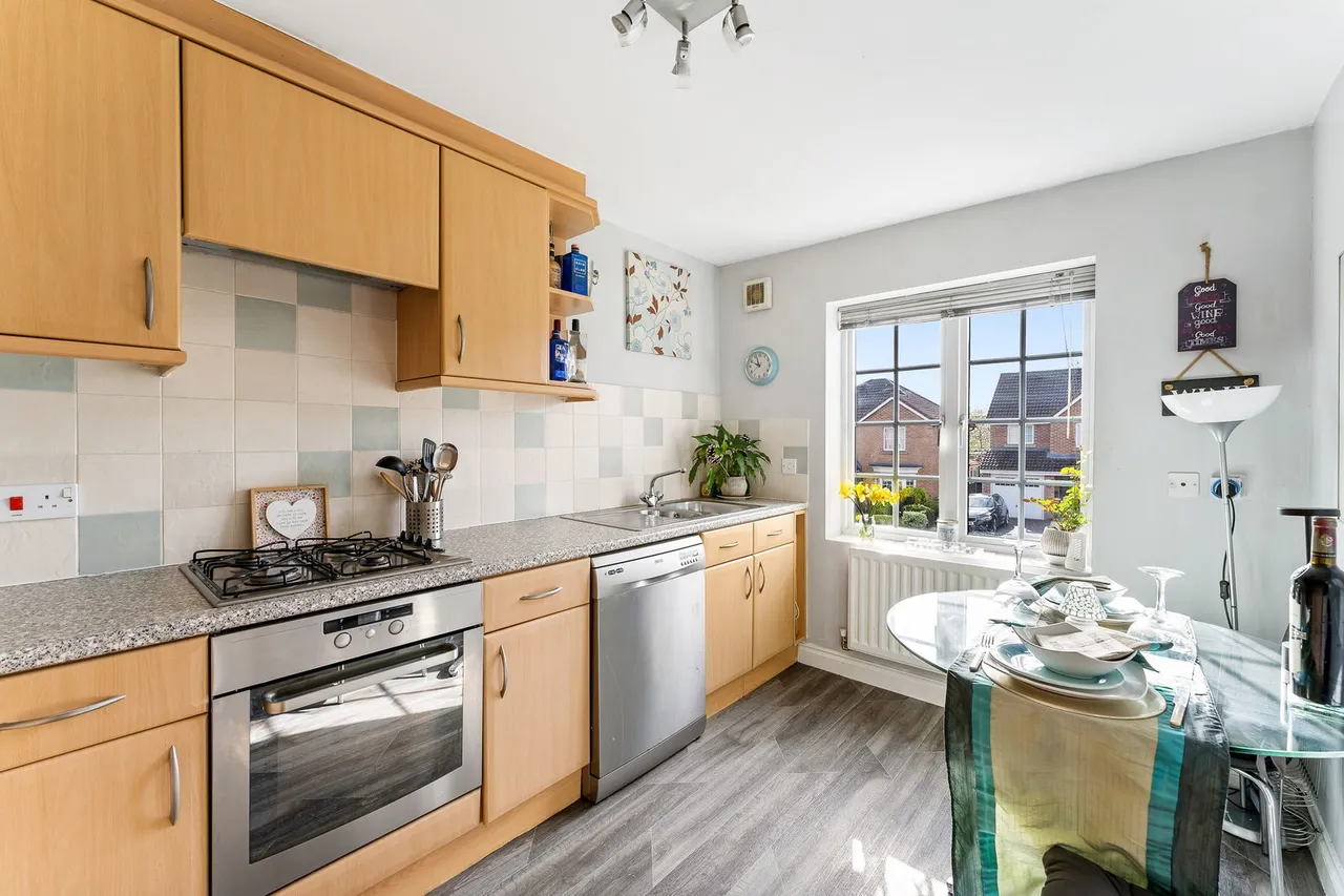 Wateredge Close, Leigh, WN7 3UP, photo 10