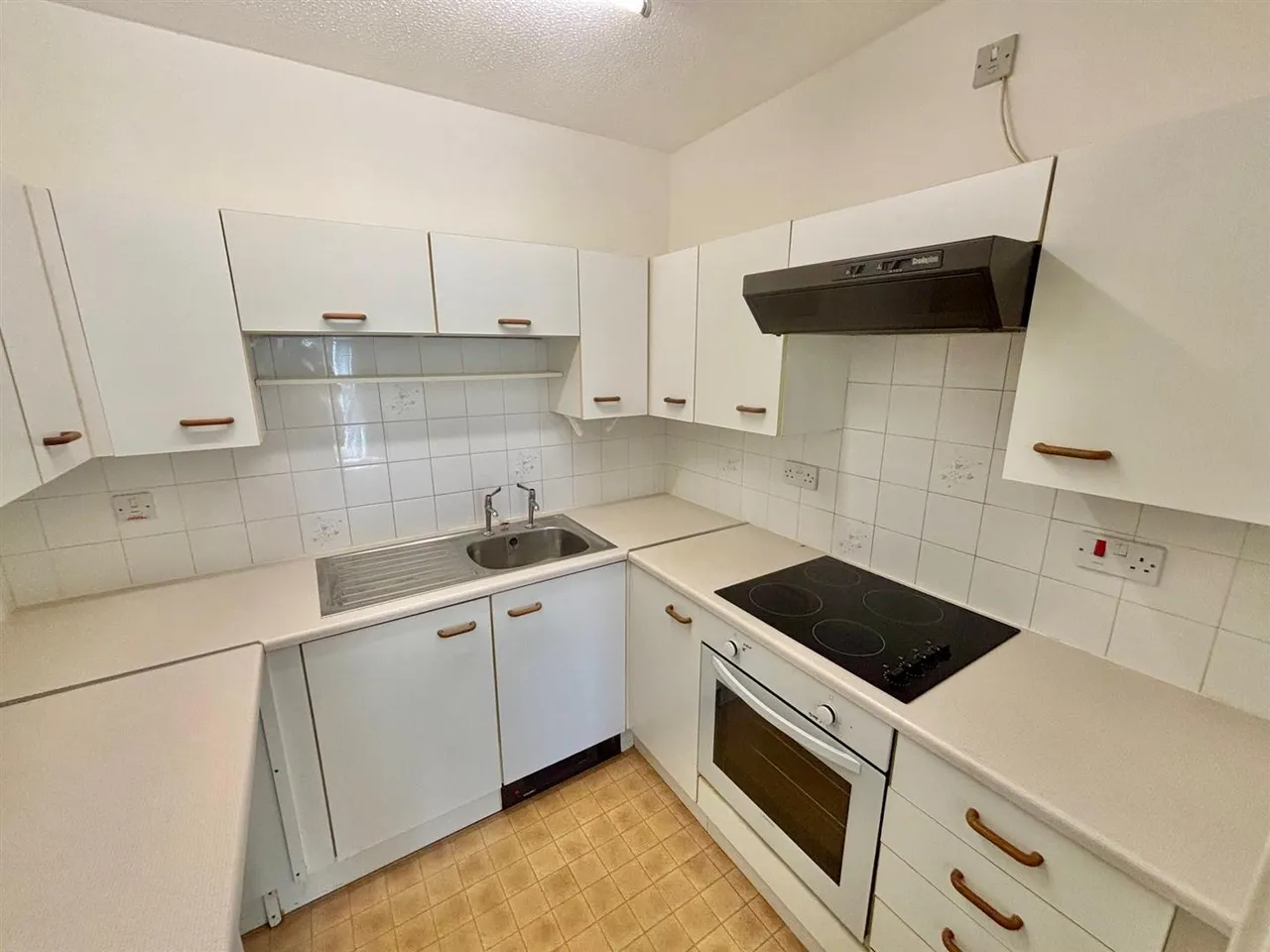 Polebarn Road, Trowbridge, BA14, photo 5