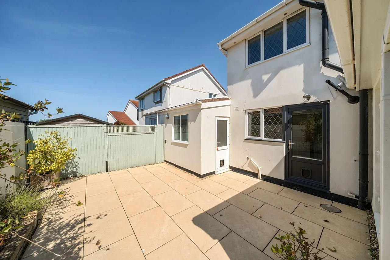 Stanwell Drive, Westward Ho, EX39, photo 19