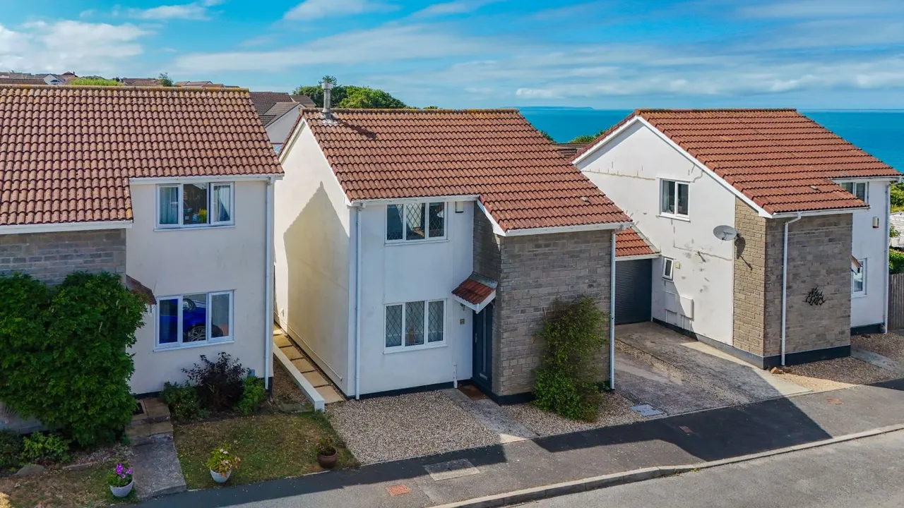 Stanwell Drive, Westward Ho, EX39, photo 4