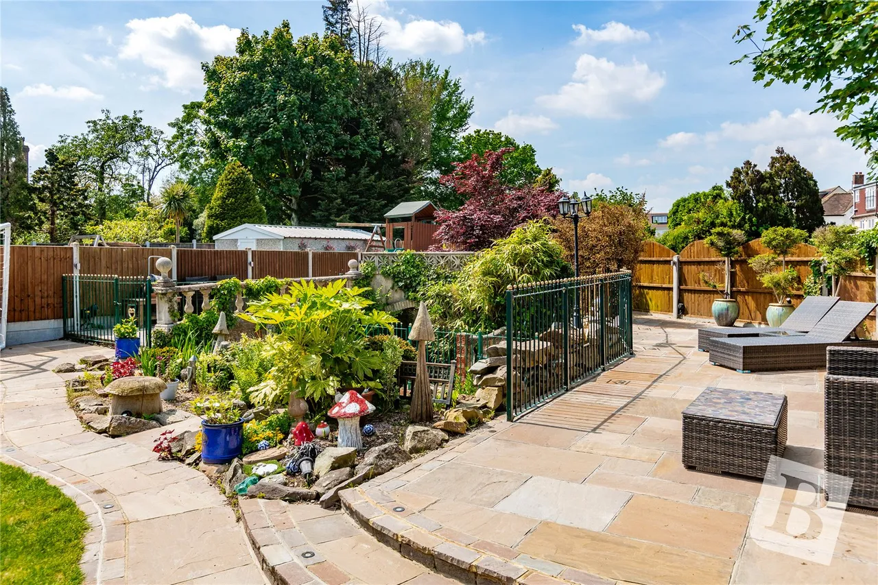 Westmoreland Avenue, Hornchurch, RM11, photo 17