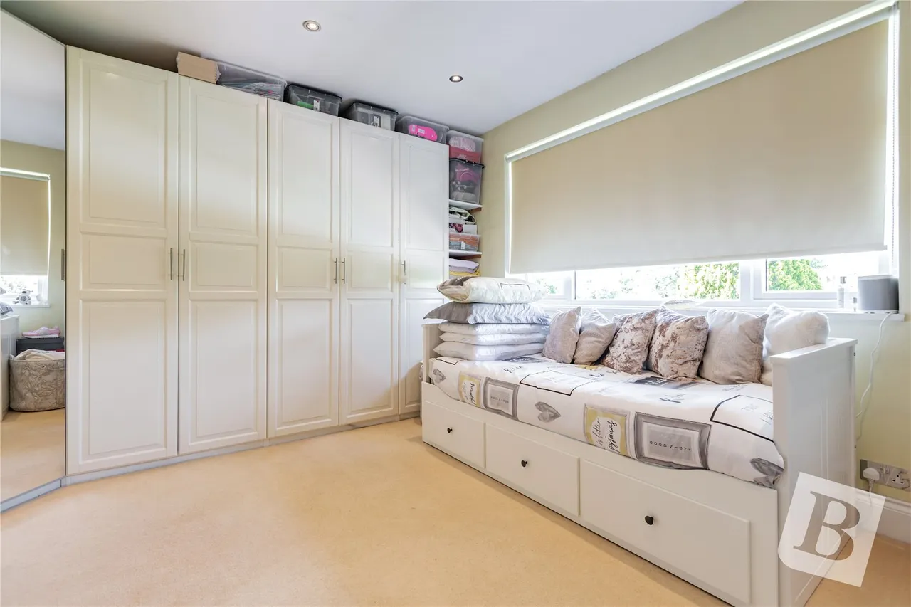 Westmoreland Avenue, Hornchurch, RM11, photo 14