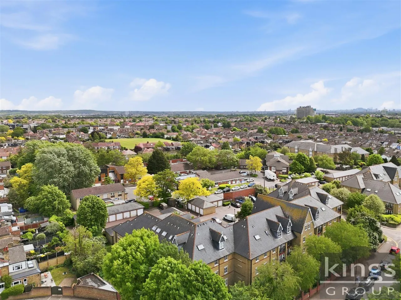 Gater Drive, Enfield, photo 4