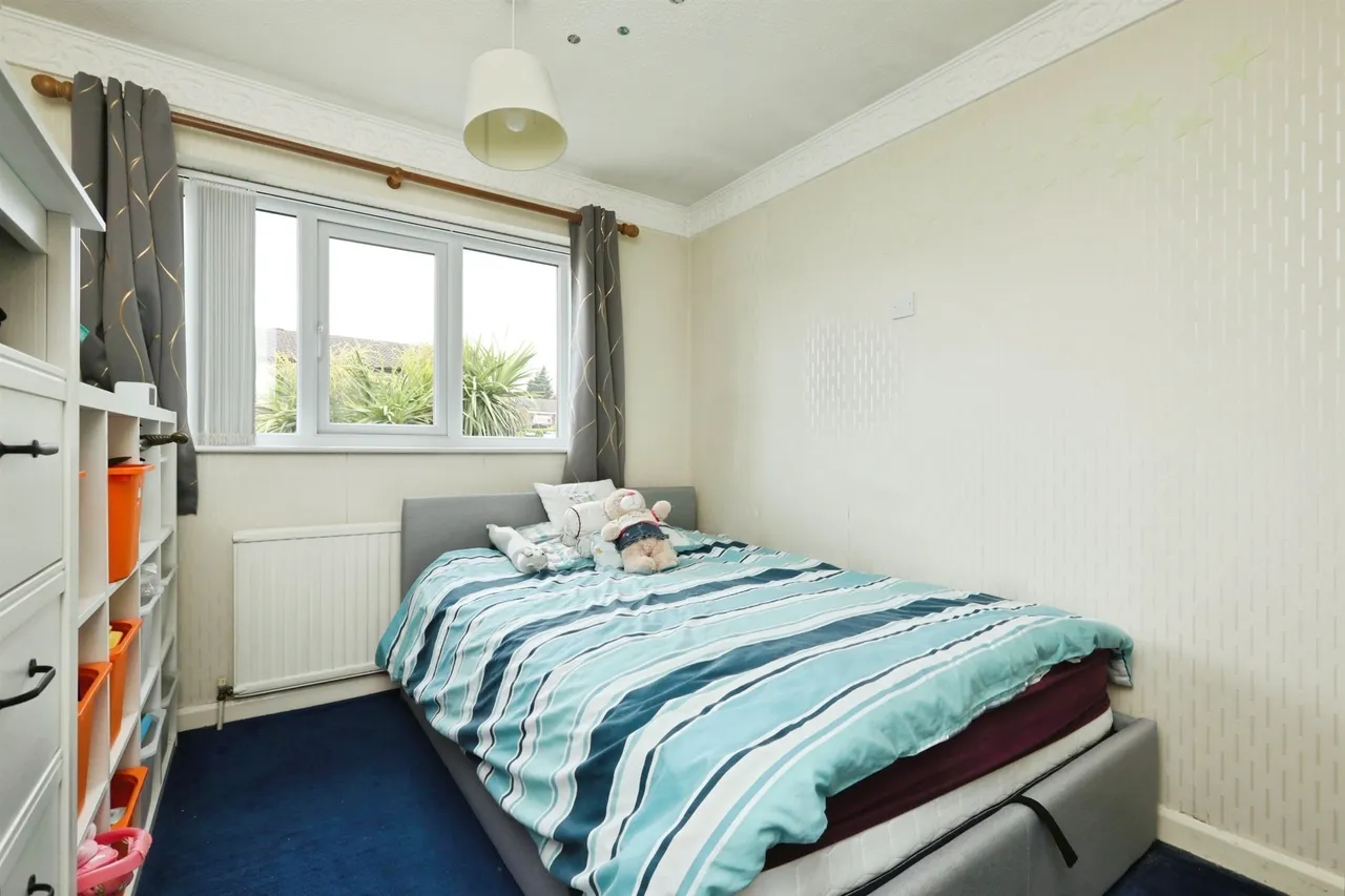 Harrogate Road, Swallownest, Sheffield, photo 10