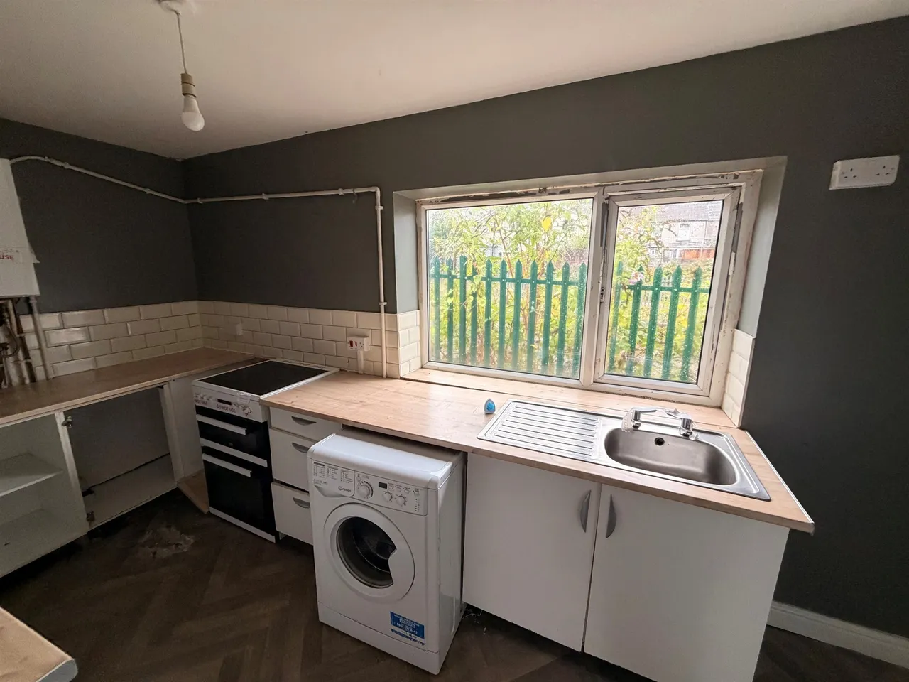 Powells Place, Porth, CF39, photo 4