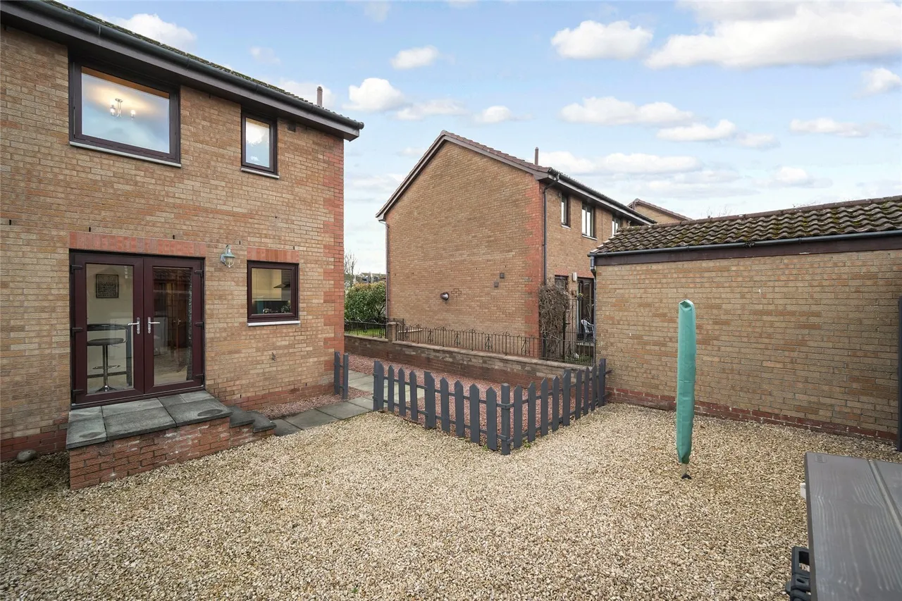 Glasgow Road, Bathgate, West Lothian, EH48, photo 17