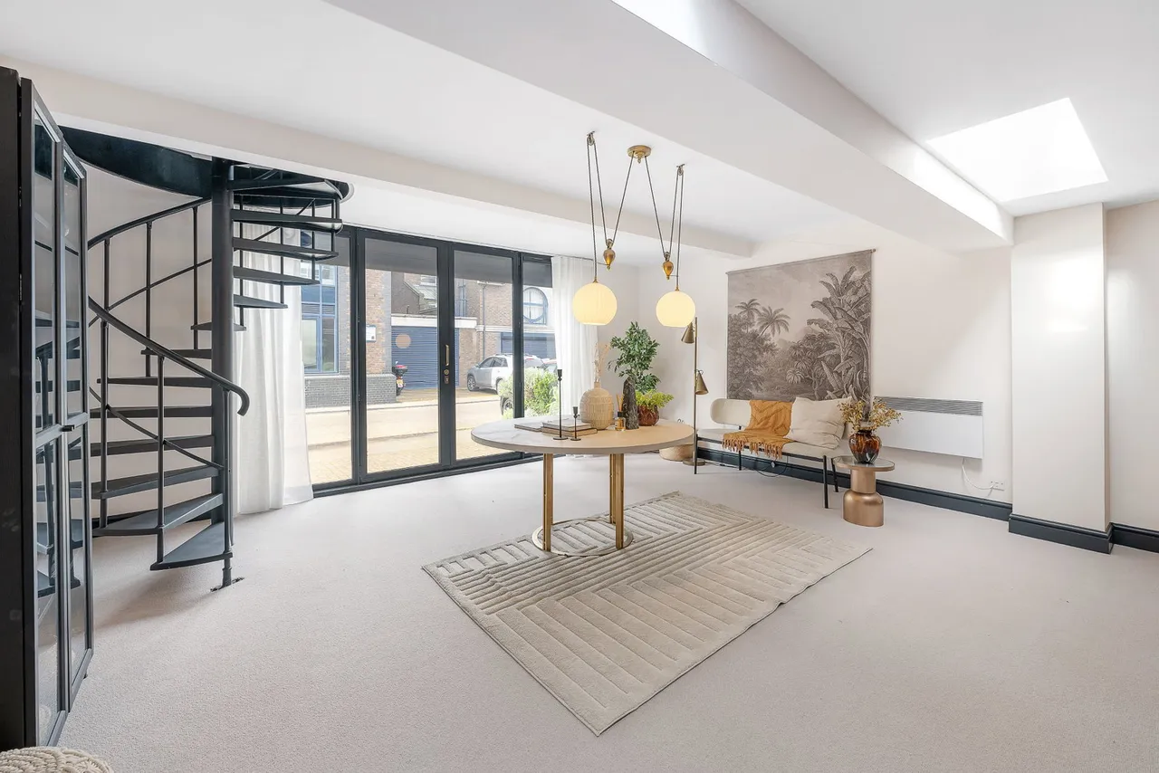 Cinnamon Row, Plantation Wharf, Battersea, SW11, photo 8