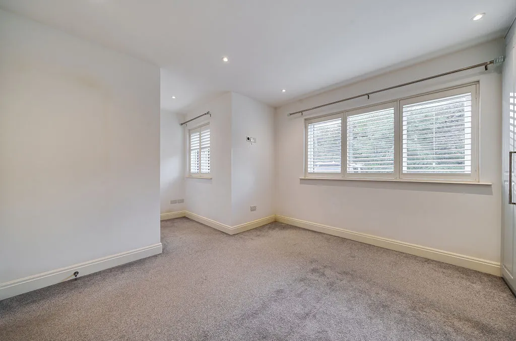 Riddlesdown Road, Purley, CR8, photo 5