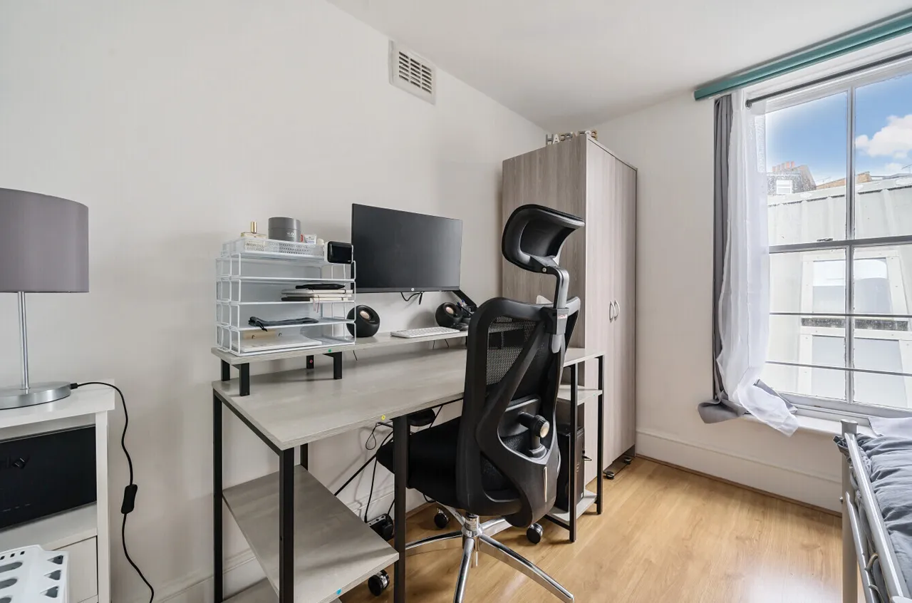 Netherwood Road, London, W14, photo 3
