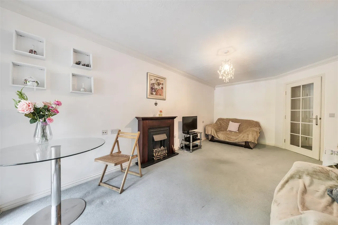 High Street, Rickmansworth, WD3, photo 3