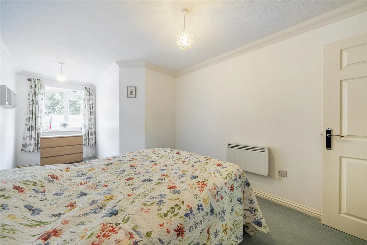 High Street, Rickmansworth, WD3, photo 9
