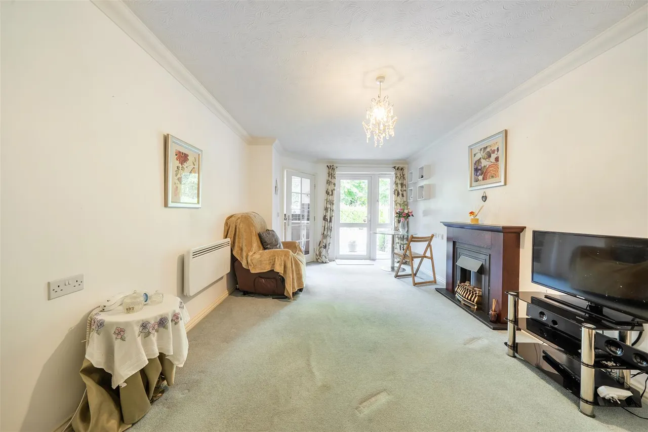 High Street, Rickmansworth, WD3, photo 4
