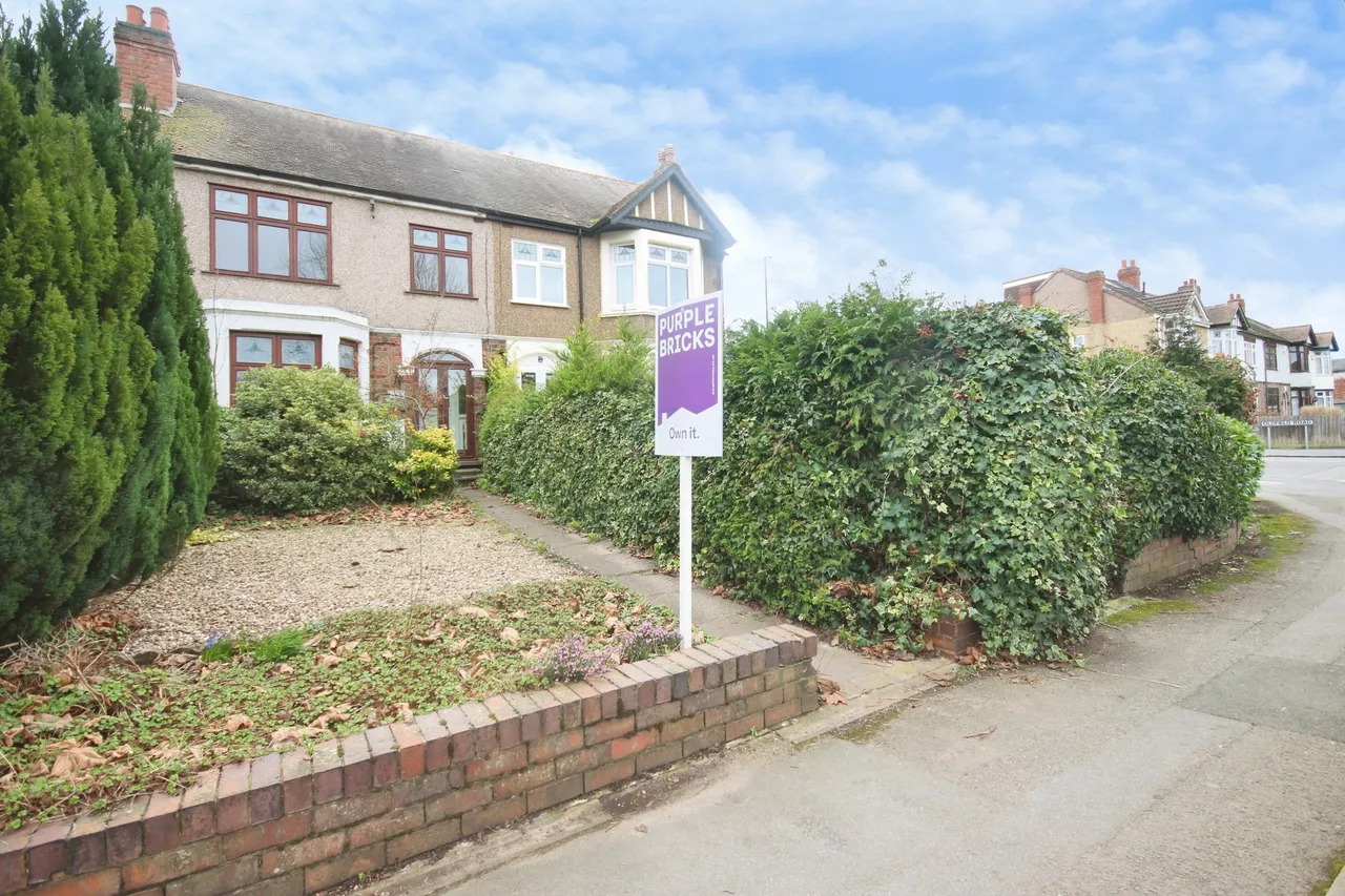 3 bed house for sale — Allesley Old Road, Coventry